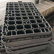 Karščiui atsparus plieninis padėklas